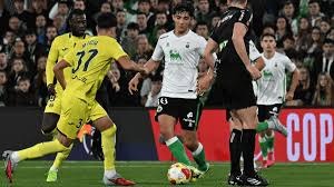 他第四节突然爆发，带队直接反超