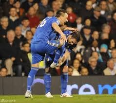 行为实验：赌桌上“红色”环境相比“蓝色”环境如何激发更激进的投注决策。（行为实验：赌桌环境的红蓝色彩对激进投注决策的影响）